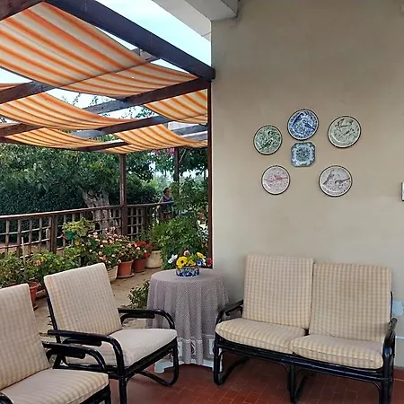 Alojamento de Acomodação e Pequeno-almoço Il Gazebo 3*